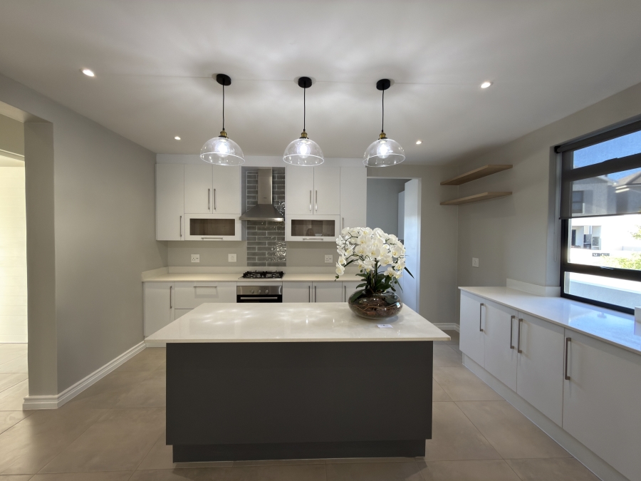 3 Bedroom Property for Sale in Groot Phesantekraal Estate Western Cape